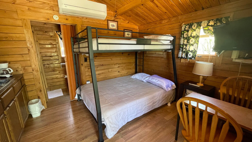 log cabins room