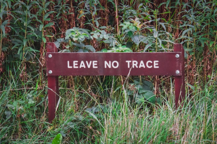 Leave No Trace sign promoting responsible camping